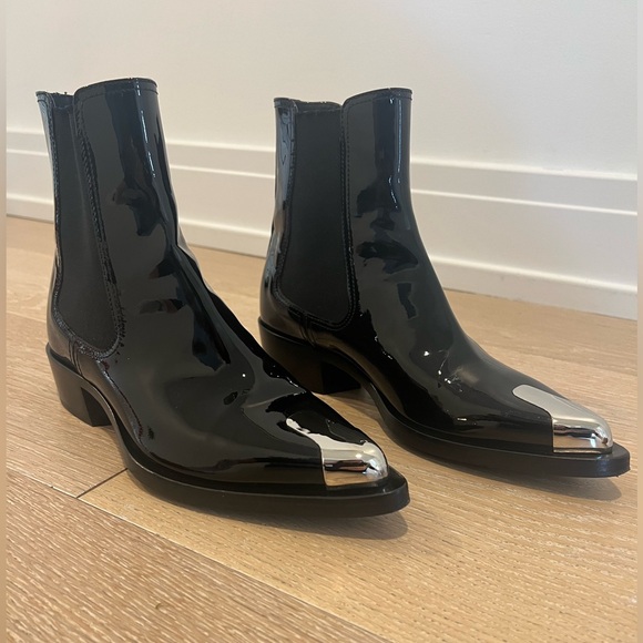 ALEXANDER MCQUEEN Alexander Mcqueen
patent ankle boots - Picture 6 of 12